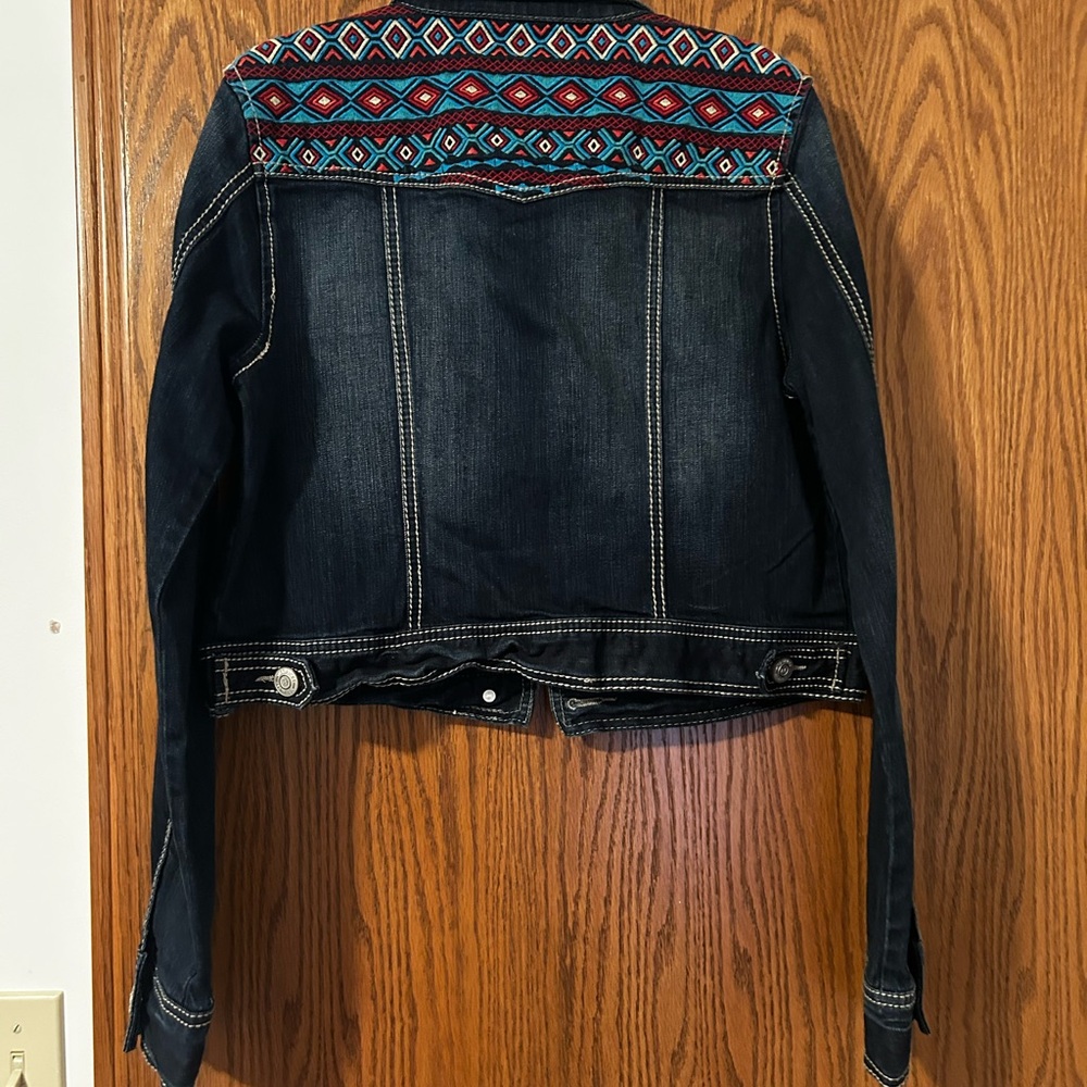 Denim Jacket with Colorful Patterned Back - Picture 7 of 7